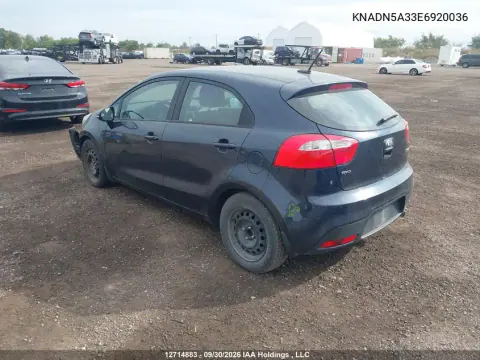 2014 Kia Rio 5-Door VIN KNADN5A33E6920036 фото 3