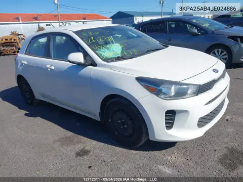 3KPA25AB4JE024886 — 2018 Kia Rio, Левая сторона, фото до ремонта