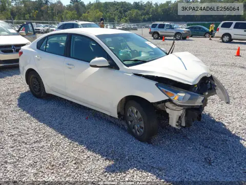 3KPA24AD6LE256064 — 2020 Kia Rio, Передняя часть, фото до ремонта