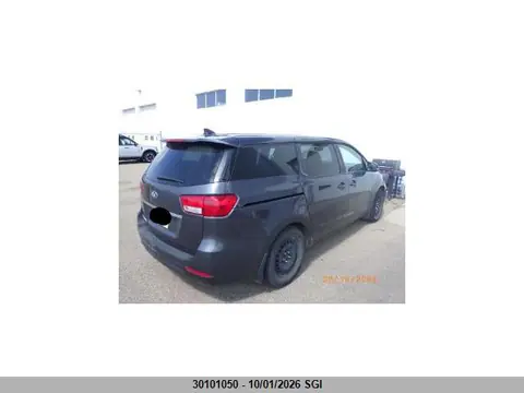 2018 KIA Sedona L VIN KNDMA5C11J6359579 фото 4