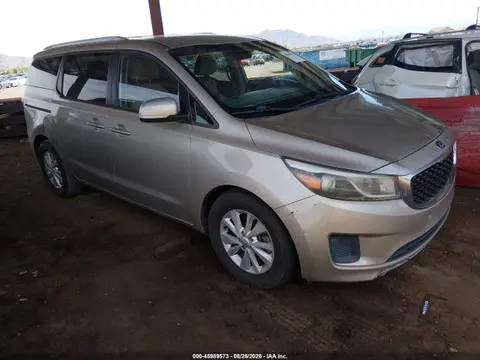 KNDMB5C1XF6027998 — 2015 Kia Sedona LX, Естественный износ (Normal Wear & Tear), фото до ремонта