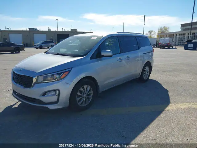 KNDMB5C13K6467720 — 2019 Kia Sedona LX, фото 2 с аукциона IAAI 13.10.2026, Правый бок