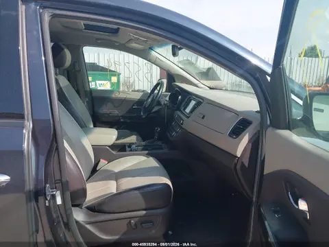 KNDME5C16G6112135 — 2016 Kia Sedona Sx Luxury, Естественный износ (Normal Wear & Tear), фото до ремонта