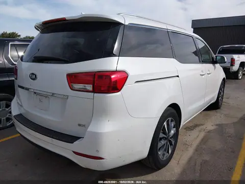 2015 KIA Sedona Sx VIN KNDMC5C13F6032215 фото 4