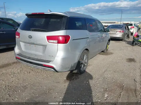 2016 KIA Sedona Sxl VIN KNDME5C14G6109170 фото 4