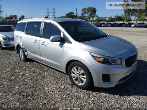 KNDMB5C10F6030845 — 2015 Kia Sedona, Боковая часть, фото до ремонта