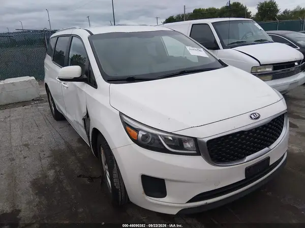 KNDMB5C16G6195543 — 2016 Kia Sedona, Левый и правый бока (Left & Right Side), фото до ремонта
