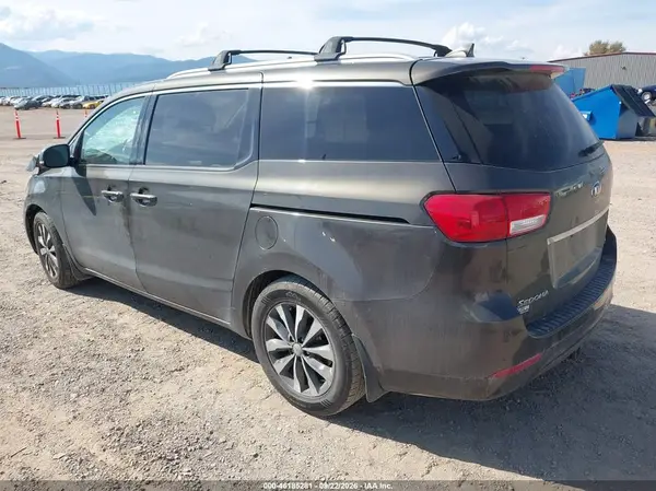 KNDMC5C1XG6148173 — 2016 Kia Sedona, фото 3 с аукциона IAAI, Передняя часть