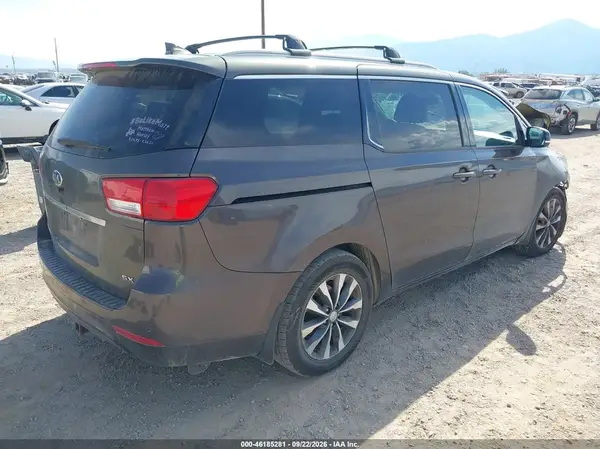 KNDMC5C1XG6148173 — 2016 Kia Sedona, фото 4 с аукциона IAAI, Передняя часть