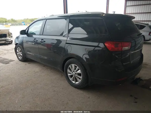 KNDMB5C19G6116706 — 2016 Kia Sedona, фото 3 с аукциона IAAI, LEFT & RIGHT SIDE