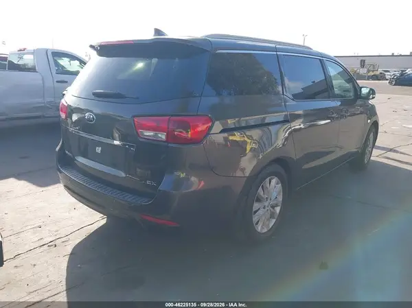 KNDMC5C19G6137469 — 2016 Kia Sedona, фото 4 с аукциона IAAI, Передняя часть слева