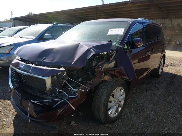 KNDMC5C17G6143898 — 2016 Kia Sedona, фото 2 с аукциона IAAI, Передняя часть