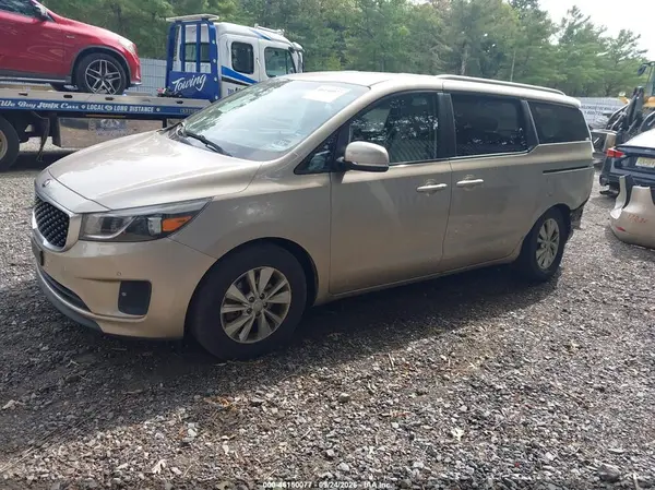 KNDMB5C16H6307212 — 2017 Kia Sedona, фото 2 с аукциона IAAI, Задняя часть