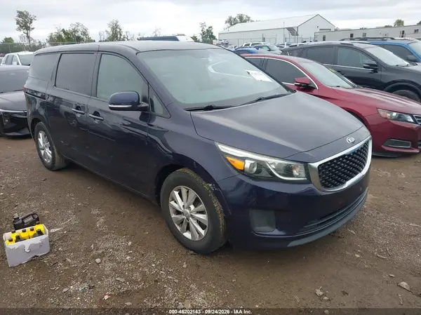 KNDMB5C16J6406800 — 2018 Kia Sedona, Естественный износ (Normal Wear & Tear), фото до ремонта