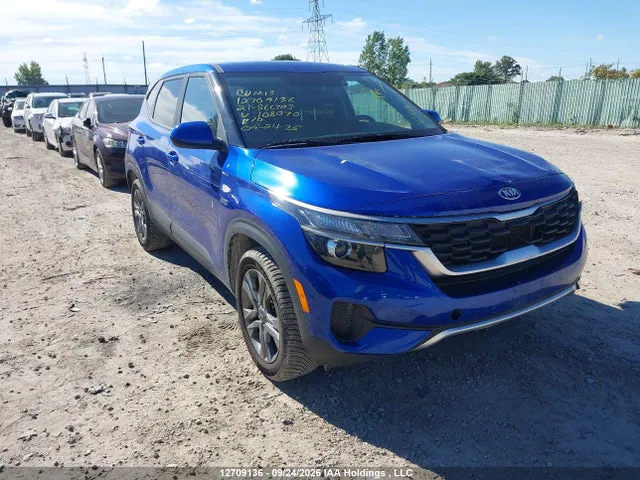 2021 KIA Seltos Lx VIN KNDEPCAA1M7108070 фото 1