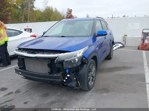 2021 KIA SELTOS S VIN KNDEUCAAXM7160337 фото 2