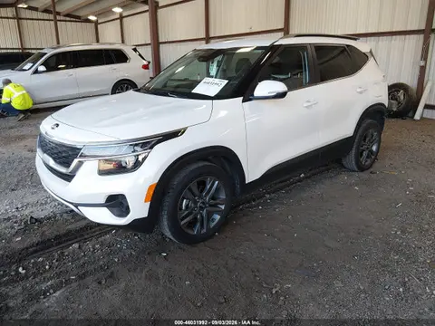 2021 KIA SELTOS S VIN KNDEU2AA4M7161459 фото 2