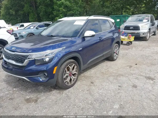 KNDEUCA20M7043133 — 2021 Kia Seltos, фото 2 с аукциона IAAI, Задняя часть справа