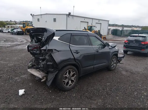 KNDERCAA1M7212360 — 2021 Kia Seltos, фото 4 с аукциона IAAI, Передняя часть