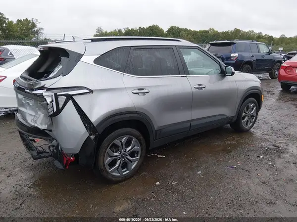 KNDEUCAAXR7471435 — 2024 Kia Seltos, фото 4 с аукциона IAAI, Задняя часть