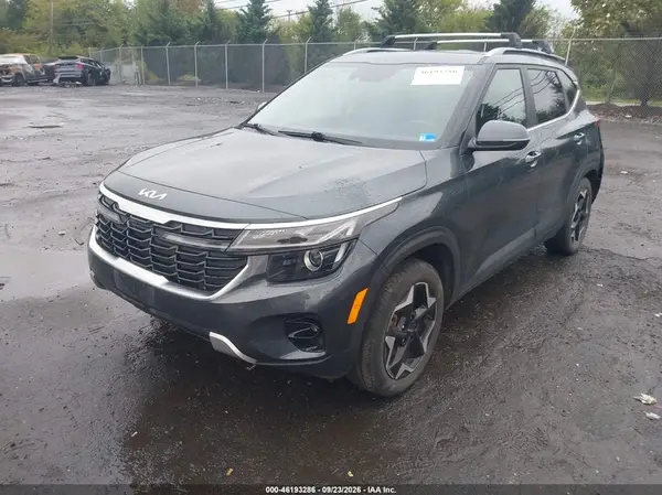 KNDERCAA3R7548924 — 2024 Kia Seltos, фото 2 с аукциона IAAI 13.10.2026, Правый бок