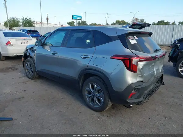 KNDEPCAA4S7738579 — 2025 Kia Seltos, фото 3 с аукциона IAAI, Передняя часть слева