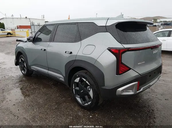 KNDELCD32V7013401 — 2027 Kia Seltos, фото 3 с аукциона IAAI, Передняя часть слева