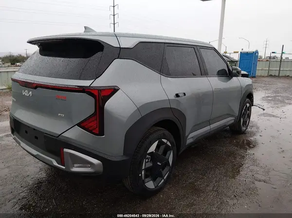 KNDELCD32V7013401 — 2027 Kia Seltos, фото 4 с аукциона IAAI, Передняя часть слева