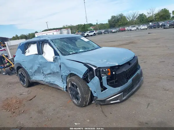 KNDELCD33V7010393 — 2027 Kia Seltos, Повреждения со всех сторон (All Over), фото до ремонта