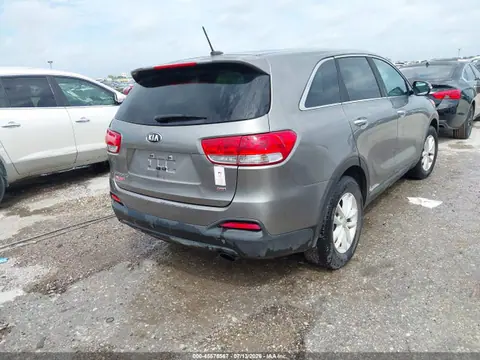 2017 KIA Sorento 2.4l L VIN 5XYPG4A3XHG237269 фото 4