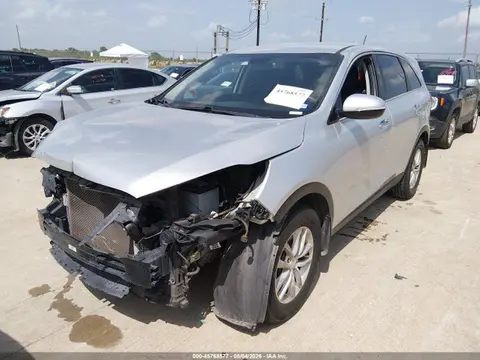 2017 KIA Sorento 2.4l L VIN 5XYPG4A30HG300802 фото 2