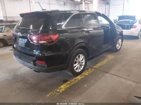 2019 KIA Sorento 2.4l L VIN 5XYPG4A34KG578223 фото 4