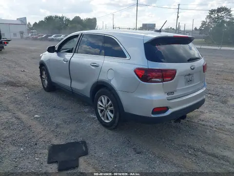 2019 KIA Sorento 2.4l L VIN 5XYPG4A35KG457877 фото 3