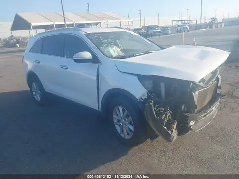5XYPG4A3XGG055201 — 2016 Kia Sorento 2.4L LX, Передняя часть (Front End), фото до ремонта
