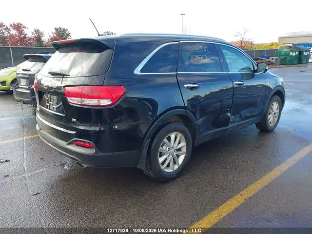 5XYPG4A35HG209170 — 2017 Kia Sorento 2.4L LX, фото 4 с аукциона IAAI 14.10.2026, Правый бок