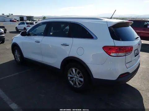 2017 KIA Sorento 2.4l Lx VIN 5XYPG4A3XHG279683 фото 3