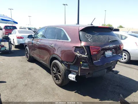 2019 KIA Sorento 2.4l Lx VIN 5XYPG4A38KG574711 фото 3