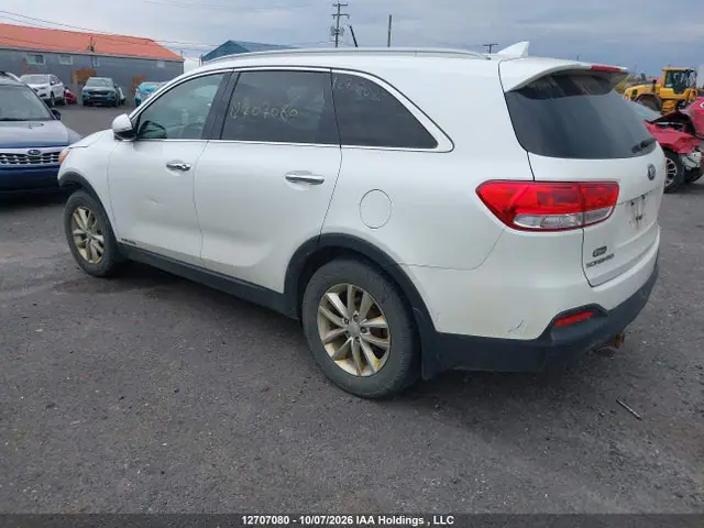 5XYPGDA58HG328087 — 2017 Kia Sorento 3.3L LX V6 7-Seater, фото 3 с аукциона IAAI 14.10.2026, Передняя часть