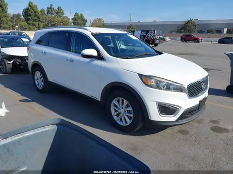 5XYPGDA56HG208269 — 2017 Kia Sorento 3.3L LX, Естественный износ (Normal Wear & Tear), фото до ремонта
