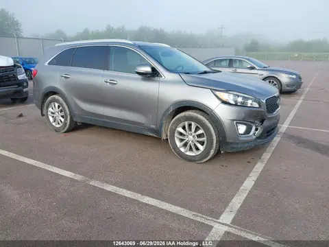 5XYPGDA58JG397626 — 2018 Kia Sorento 3.3L LX, Передняя часть (Front), фото до ремонта