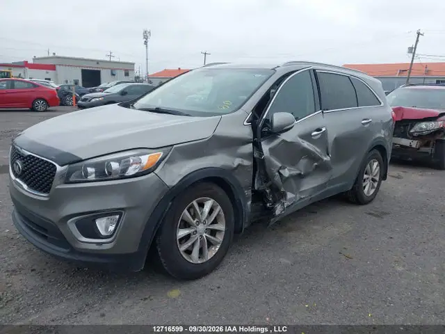 5XYPGDA55JG353387 — 2018 Kia Sorento 3.3L LX, фото 2 с аукциона IAAI 14.10.2026, Левый бок