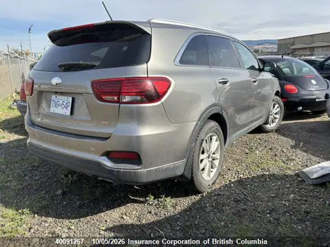2019 KIA Sorento L/lx VIN 5XYPGDA38KG456870 фото 4