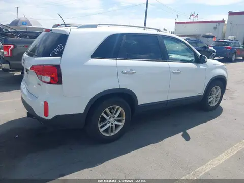 2014 KIA Sorento Lx V6 VIN 5XYKTDA74EG480872 фото 4