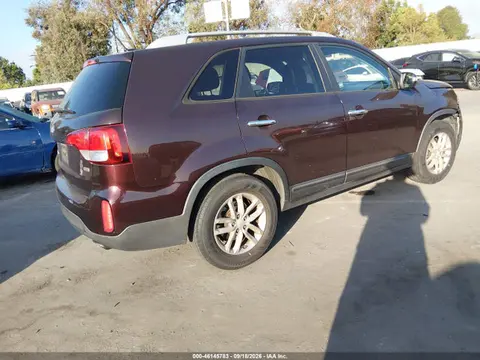 2014 KIA Sorento Lx V6 VIN 5XYKT4A74EG426620 фото 4