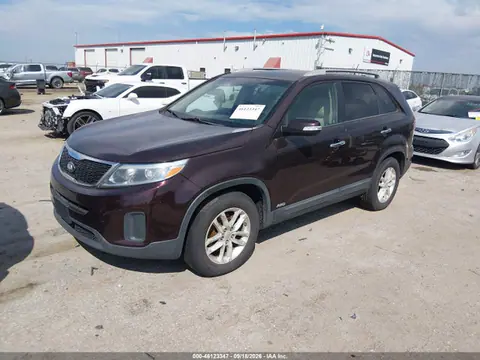 2015 KIA Sorento Lx V6 VIN 5XYKTDA72FG606485 фото 2