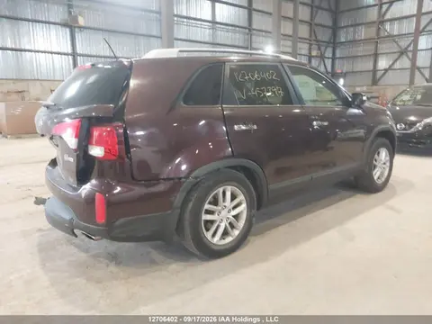 2014 KIA SORENTO LX VIN 5XYKT4A76EG457397 фото 4