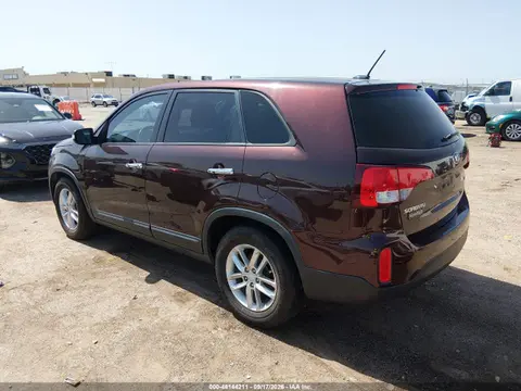 2014 KIA SORENTO LX VIN 5XYKT3A69EG487513 фото 3