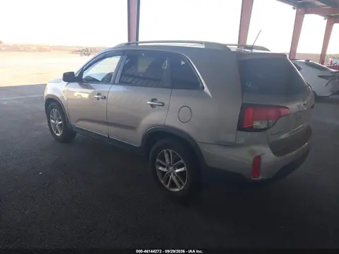 2014 KIA SORENTO LX VIN 5XYKT3A60EG452682 фото 3