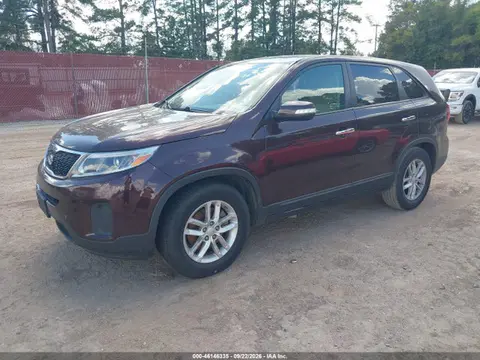 2014 KIA SORENTO LX VIN 5XYKT4A64EG425295 фото 2