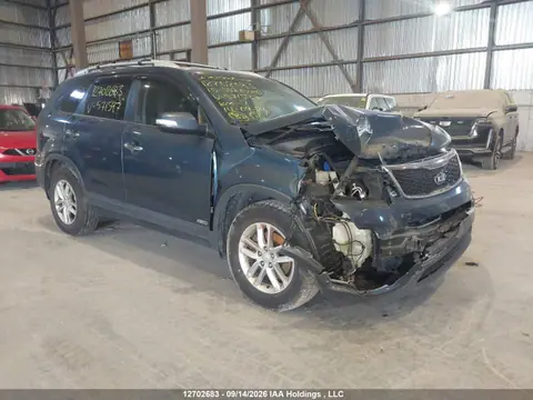 2015 KIA SORENTO LX VIN 5XYKTDA71FG571597 фото 1